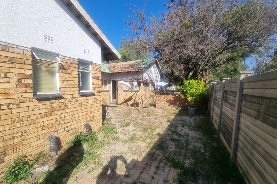 3 Bedroom Property for Sale in La Hoff North West